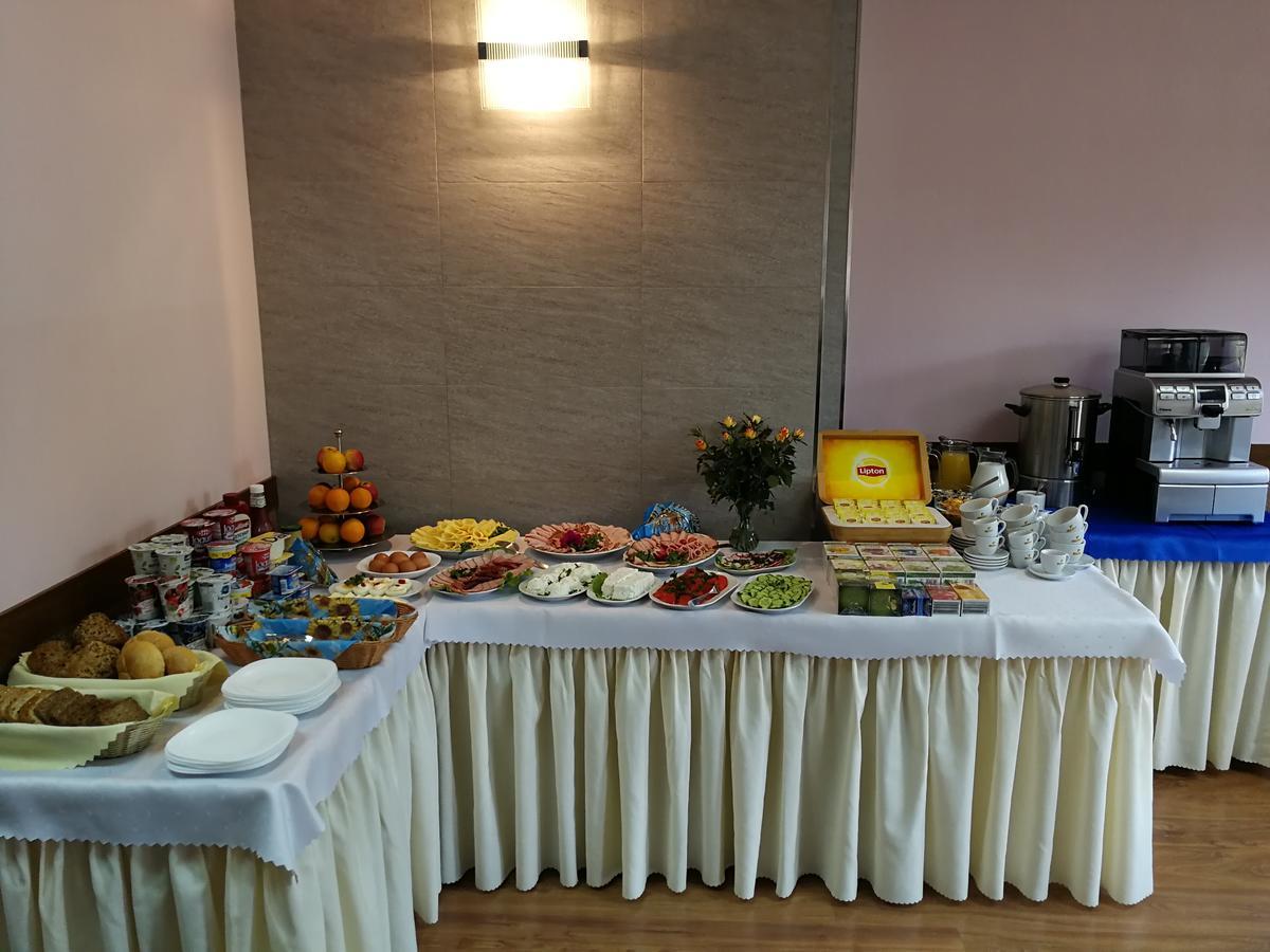 Willa Helvetia Wellness&SPA Korbielów Exteriör bild